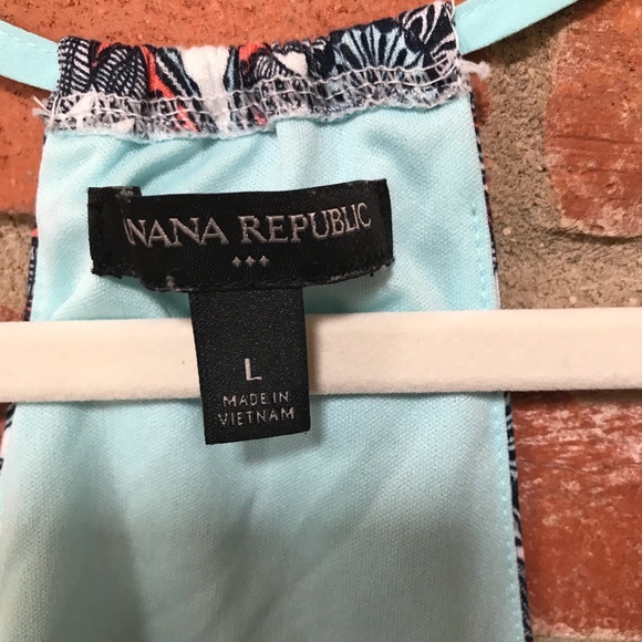 Banana Republic tank top - Picture 2 of 4